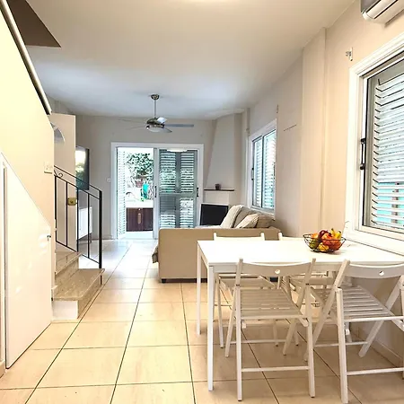 Onyx - Cozy 2br - Walk To فيلة Meneou