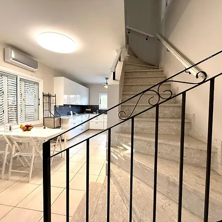 فيلة Onyx - Cozy 2br - Walk To *