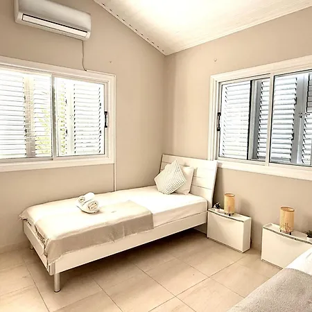 Onyx - Cozy 2br - Walk To فيلة Meneou