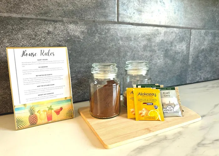 Onyx - Cozy 2br - Walk To ヴィラ Meneou