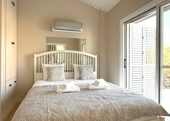 Onyx - Cozy 2br - Walk To Vila *